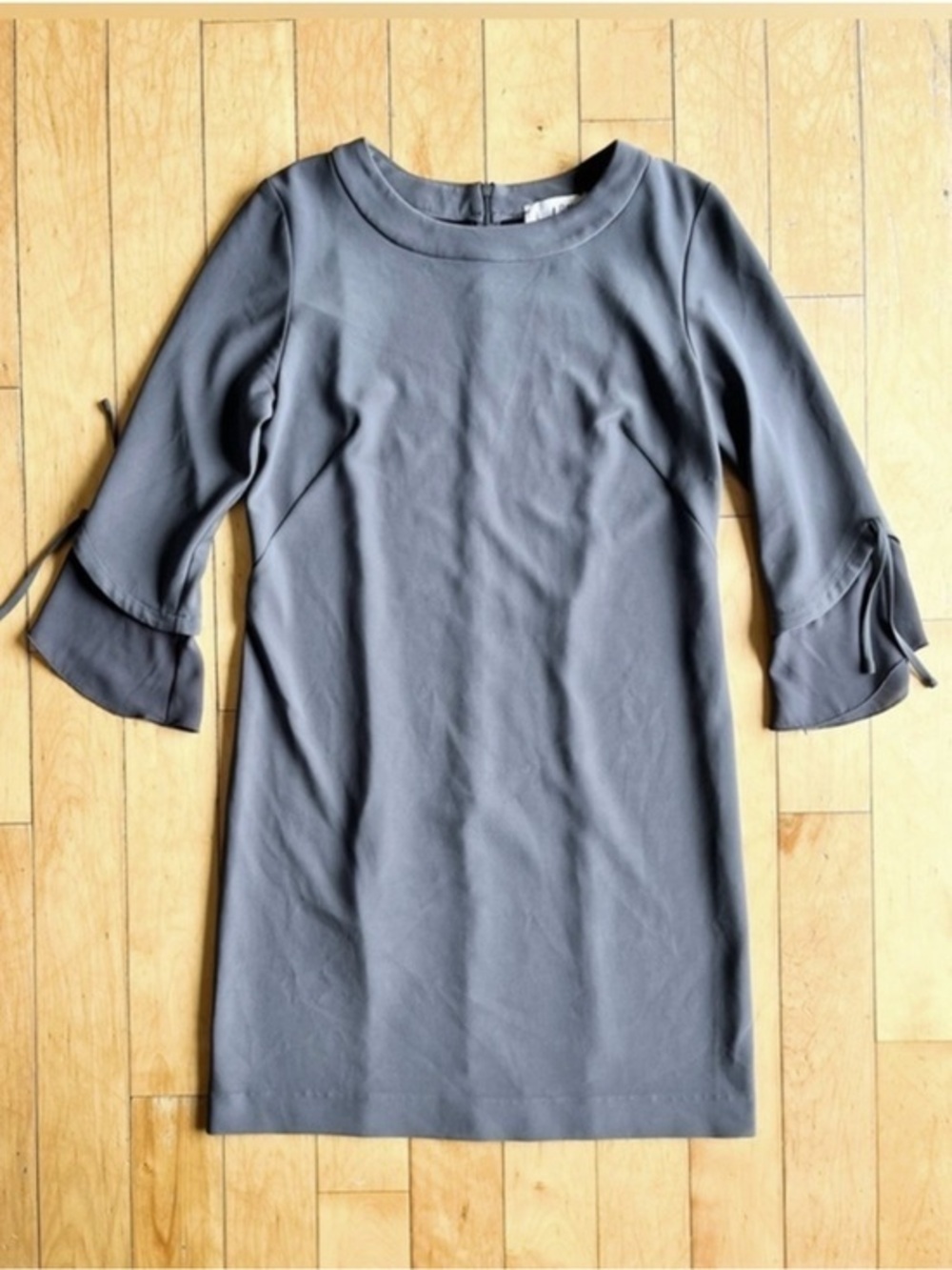 Joseph Ribkoff Grey 3/4‑Sleeve Tie‑Cuff Sheath Dress Size 6